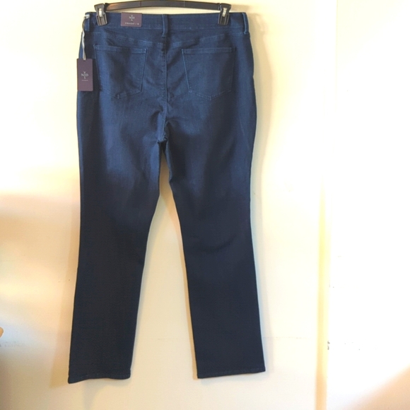 NYDJ Marilyn Straight Plus Size Jeans 18 - Picture 5 of 16